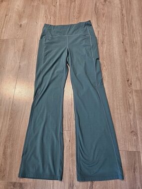 Title Nine Teal Flare Active Pants